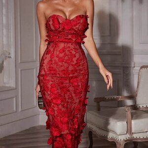 Strapless Red florer applique midi dress